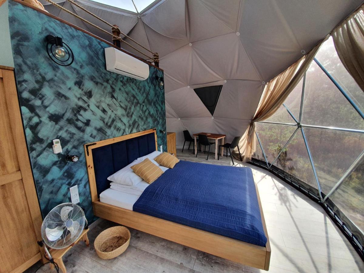Podniebny Glamping Hotel Borsk Bagian luar foto