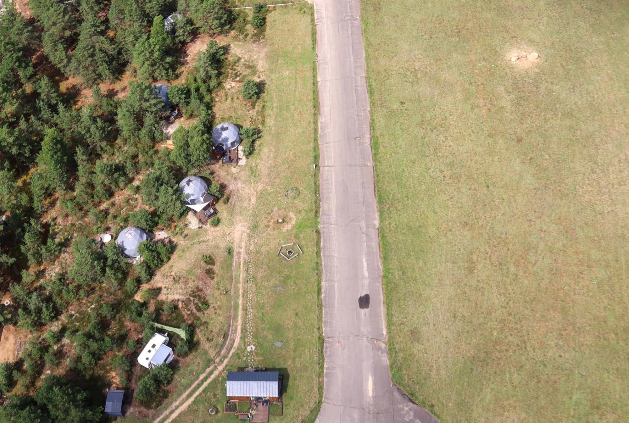 Podniebny Glamping Hotel Borsk Bagian luar foto